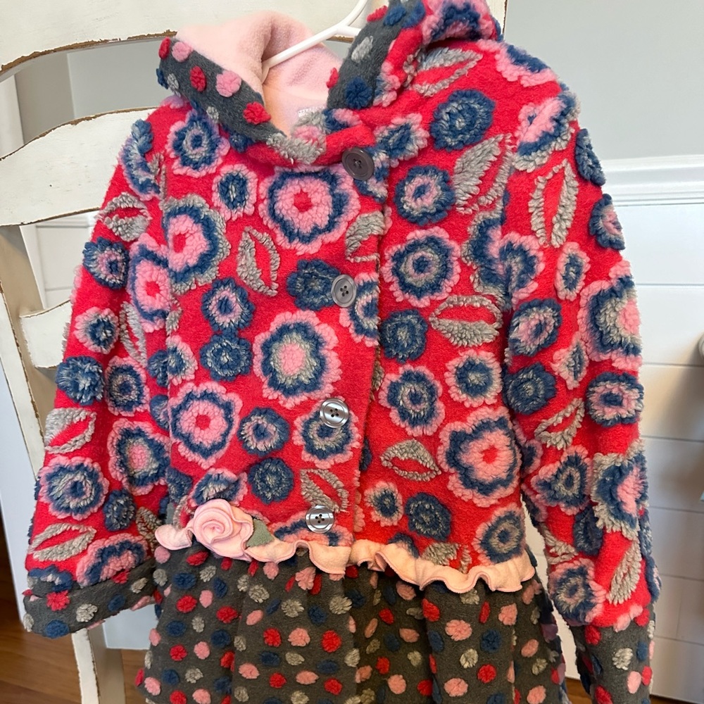 Adorable boutique heavy fleece detailed girls jacket by Mack and Co size 5